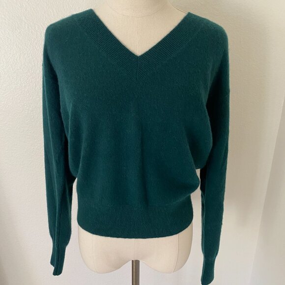 NWT White + Warren Cashmere Core V Neck Pullover Sweater - S - Picture 1 of 7